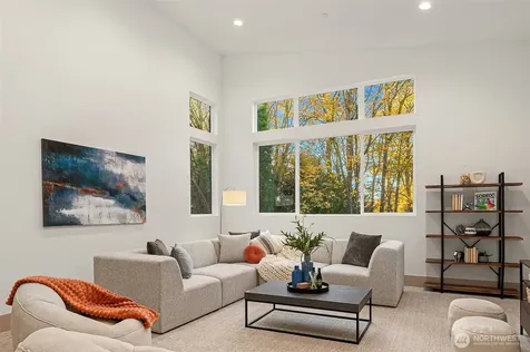 5222 Forest Avenue SE Mercer Island WA 98040