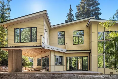 5222 Forest Avenue SE Mercer Island WA 98040