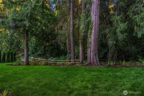 5222 Forest Avenue SE Mercer Island WA 98040