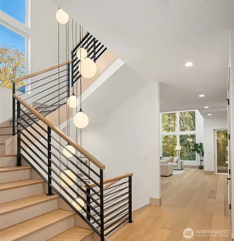 5222 Forest Avenue SE Mercer Island WA 98040