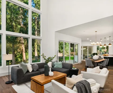 5222 Forest Avenue SE Mercer Island WA 98040