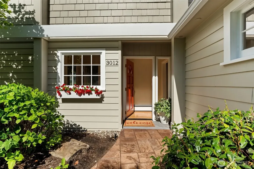 3012 Marine Drive Bremerton WA 98312