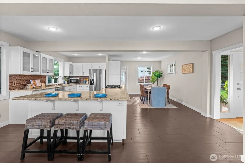 3012 Marine Drive Bremerton WA 98312
