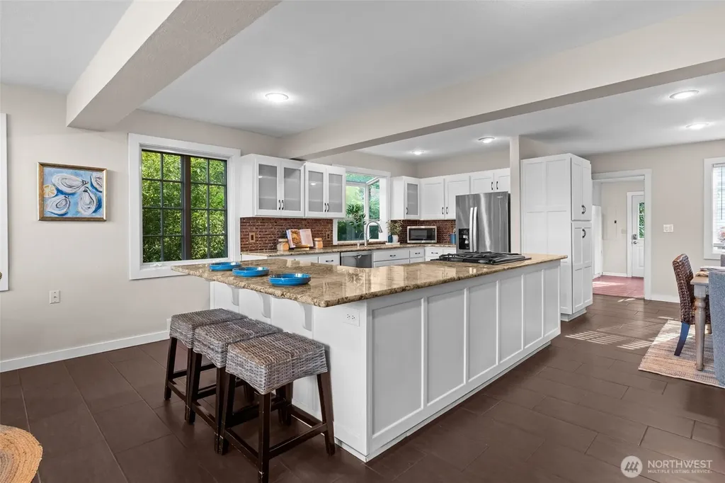 3012 Marine Drive Bremerton WA 98312