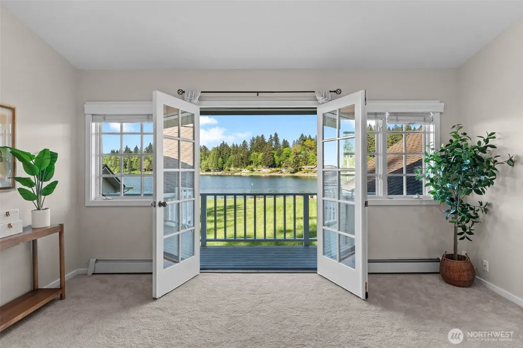 3012 Marine Drive Bremerton WA 98312