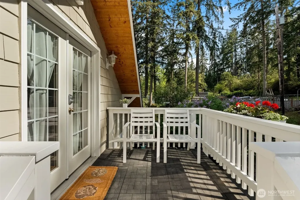 3012 Marine Drive Bremerton WA 98312
