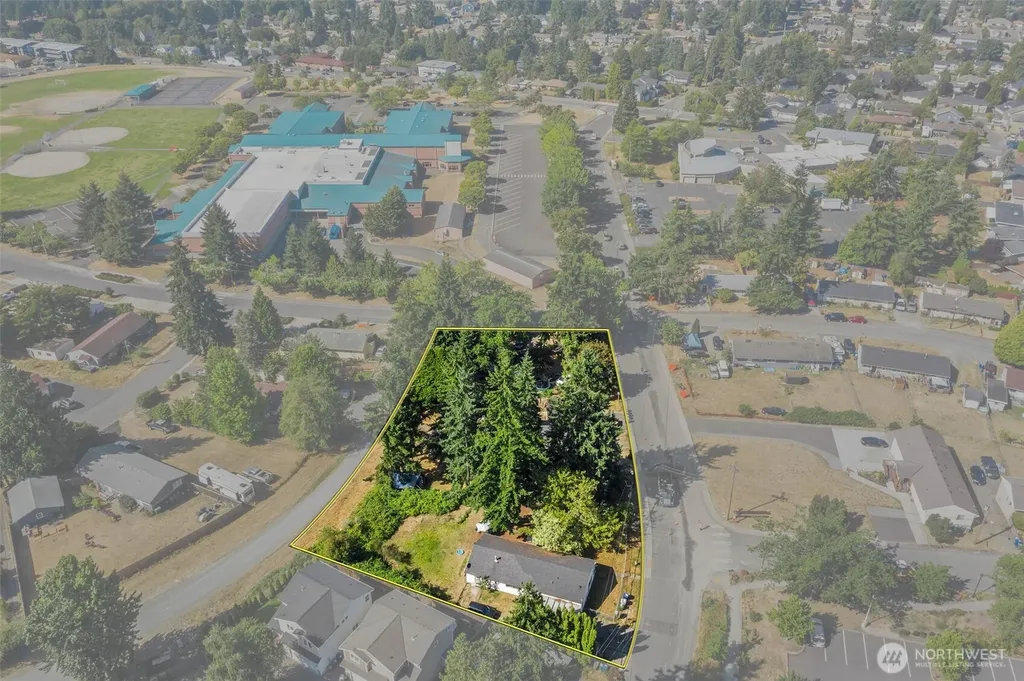 1526 Harrington Avenue NE Renton WA 98056