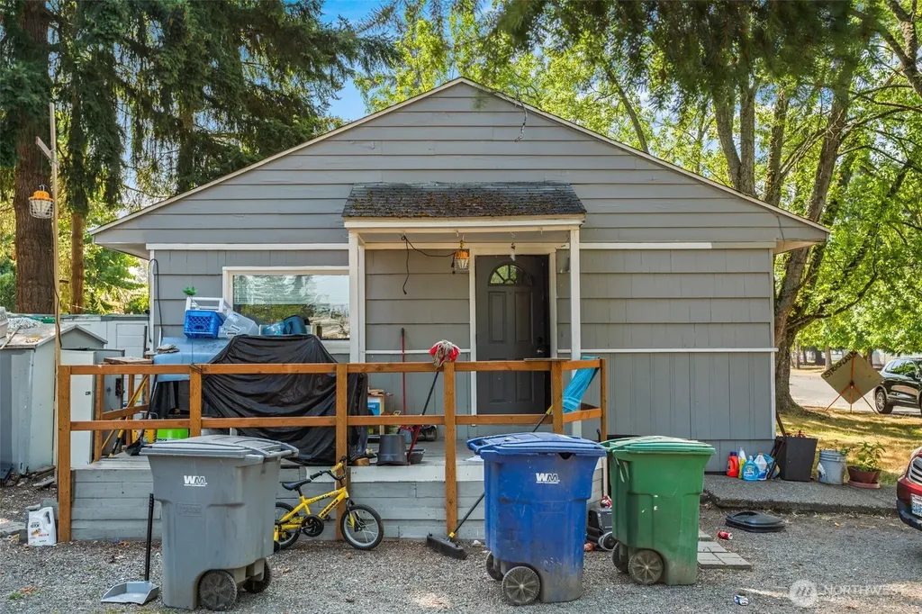 1526 Harrington Avenue NE Renton WA 98056