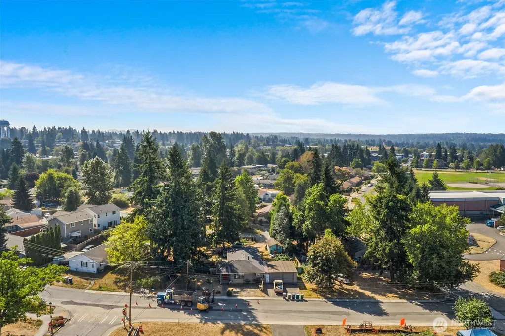 1526 Harrington Avenue NE Renton WA 98056