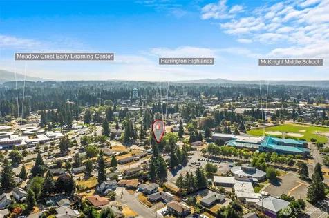 1526 Harrington Avenue NE Renton WA 98056
