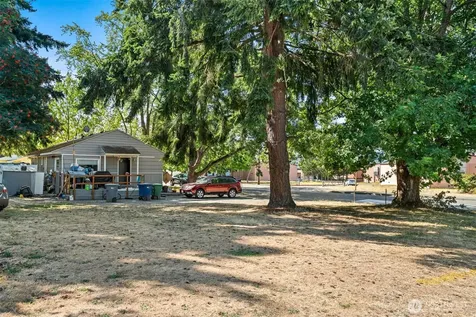 1526 Harrington Avenue NE Renton WA 98056