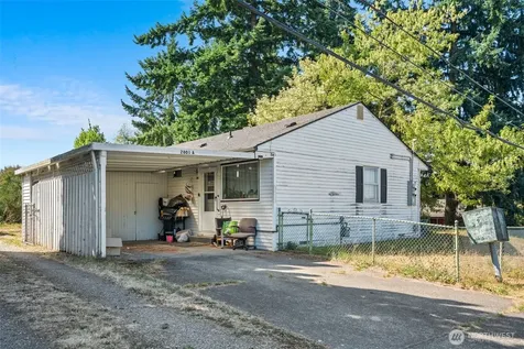 1526 Harrington Avenue NE Renton WA 98056