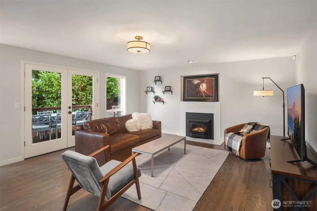 10330 NE 151st Place Bothell WA 98011