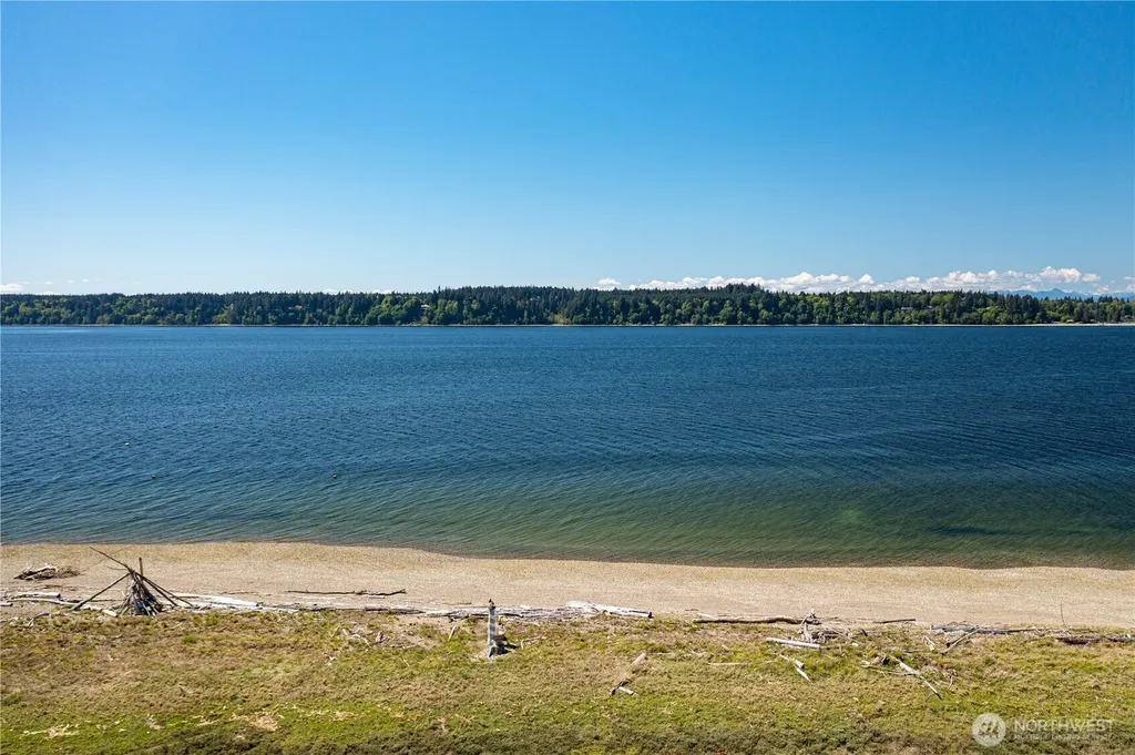 108 Herron Lane NW Lakebay WA 98349