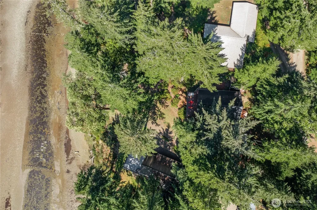 108 Herron Lane NW Lakebay WA 98349