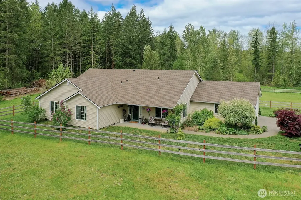 37726 34th Avenue E Roy WA 98580