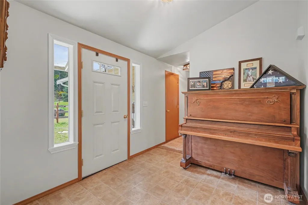 37726 34th Avenue E Roy WA 98580