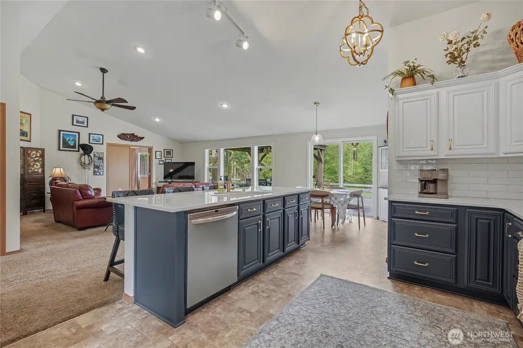 37726 34th Avenue E Roy WA 98580