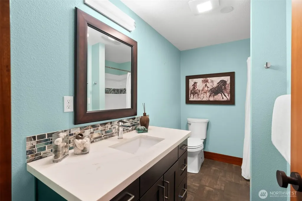 27495 Parcells Road NE Kingston WA 98346