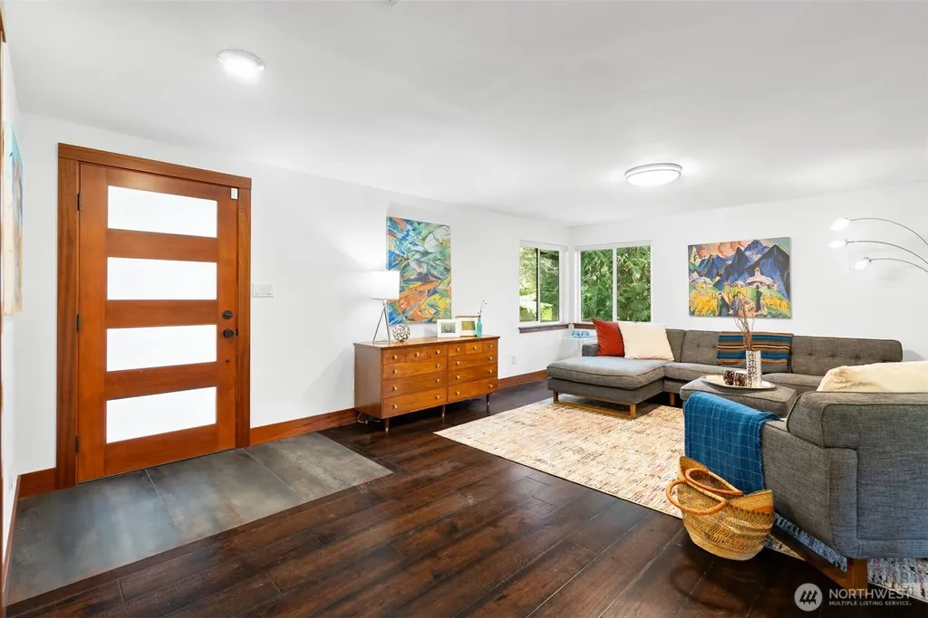 27495 Parcells Road NE Kingston WA 98346