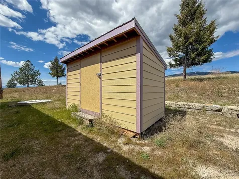 6996 Highway 155 Omak WA 98841