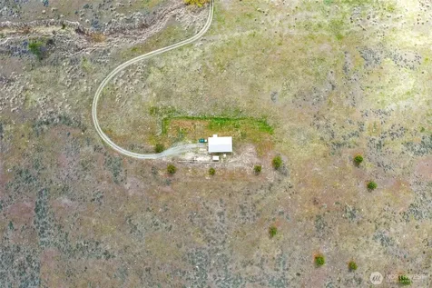 6996 Highway 155 Omak WA 98841