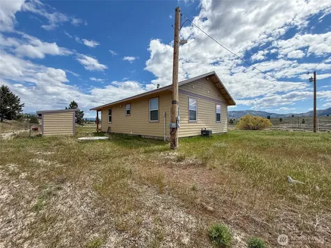 6996 Highway 155 Omak WA 98841