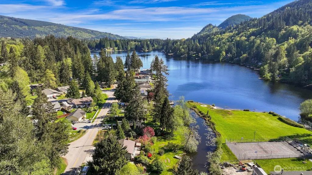 371 Lakeside Drive Sedro Woolley WA 98284
