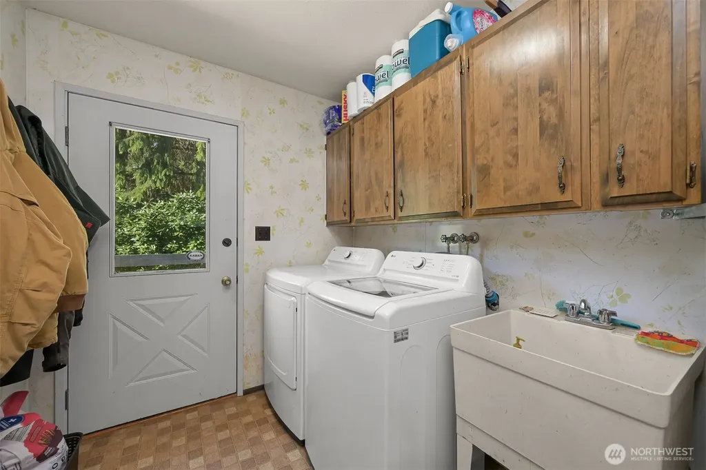 371 Lakeside Drive Sedro Woolley WA 98284