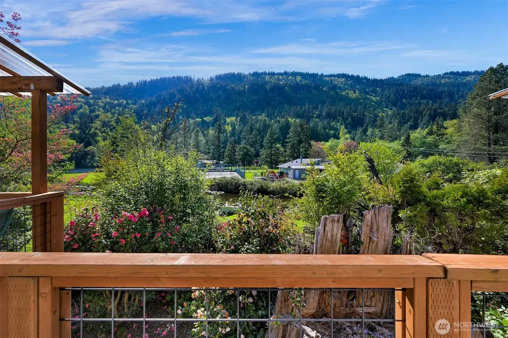 371 Lakeside Drive Sedro Woolley WA 98284