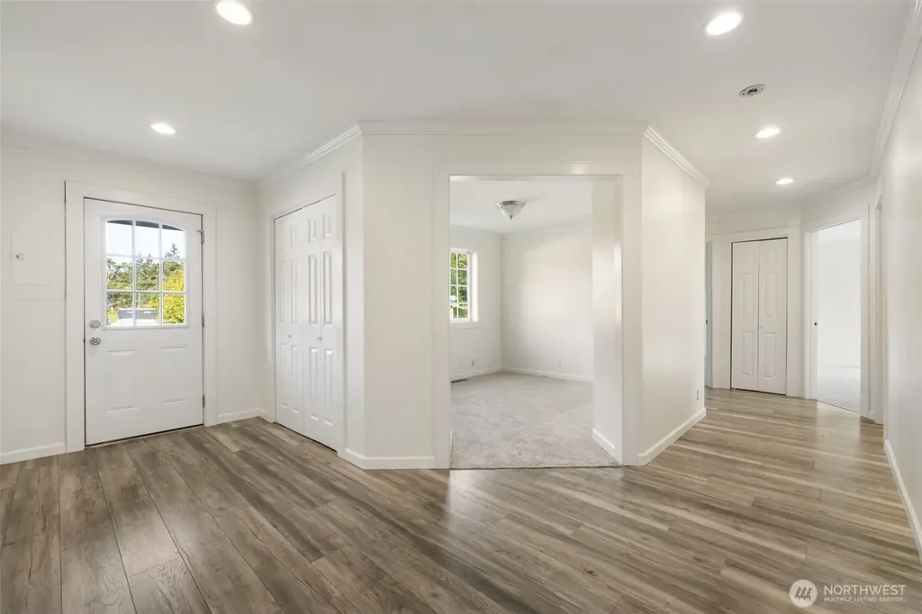 2595 Griffiths Lane SE Port Orchard WA 98366