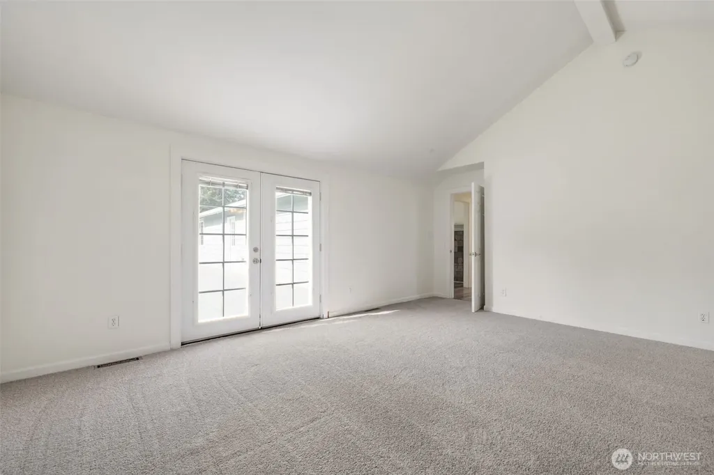 2595 Griffiths Lane SE Port Orchard WA 98366
