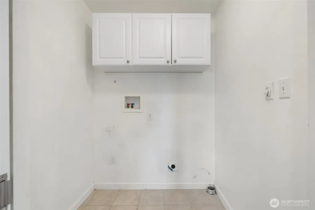 2595 Griffiths Lane SE Port Orchard WA 98366