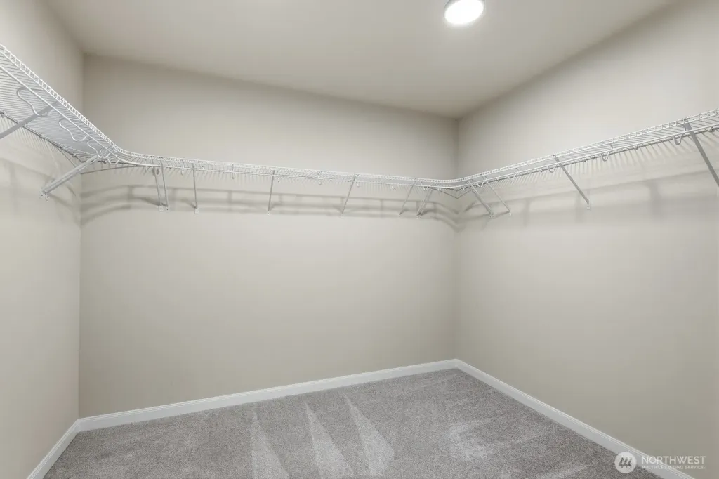 2466 NE Athlon Court Poulsbo WA 98370