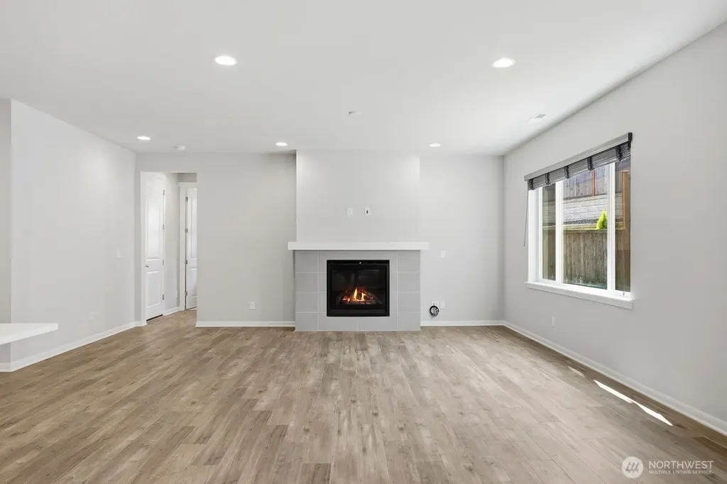2466 NE Athlon Court Poulsbo WA 98370
