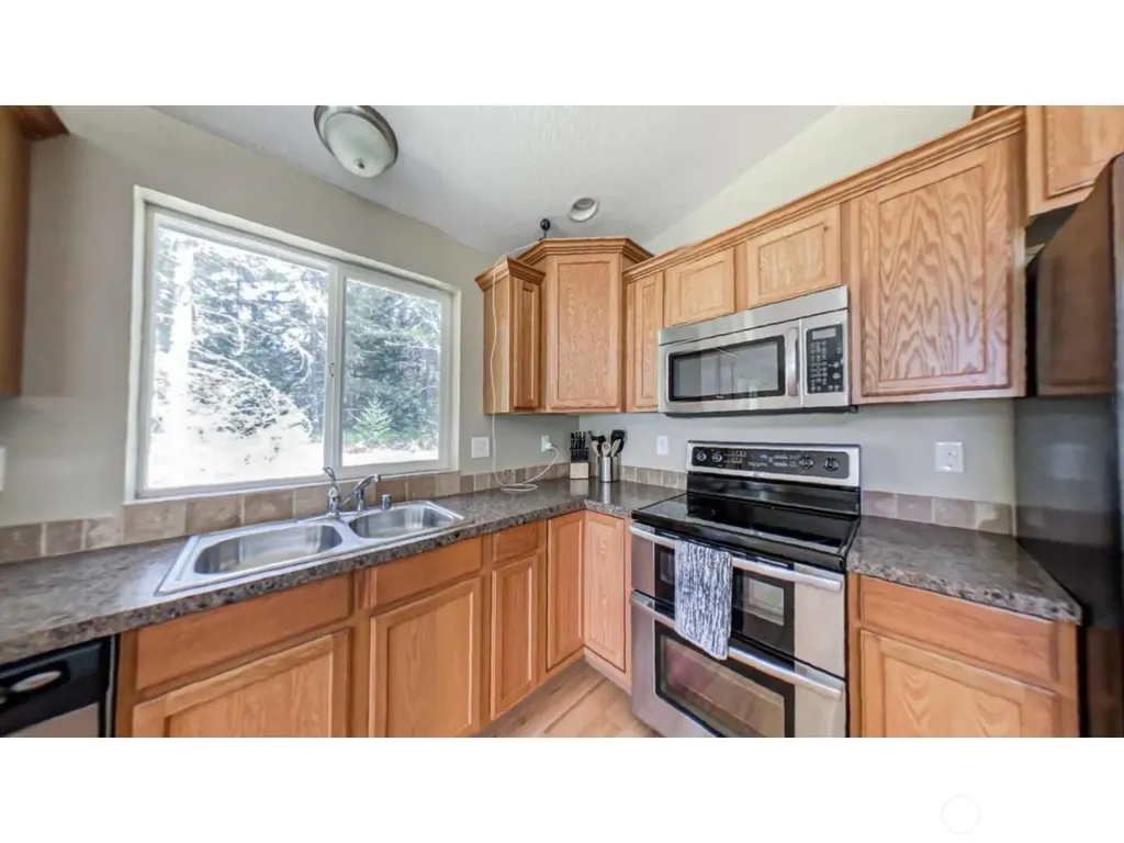 152 Shelton Road Randle WA 98377