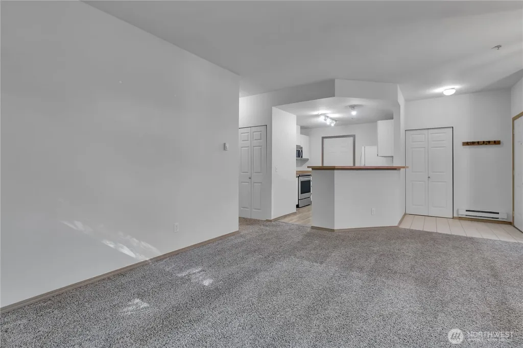 21917 42nd Avenue S Kent WA 98032