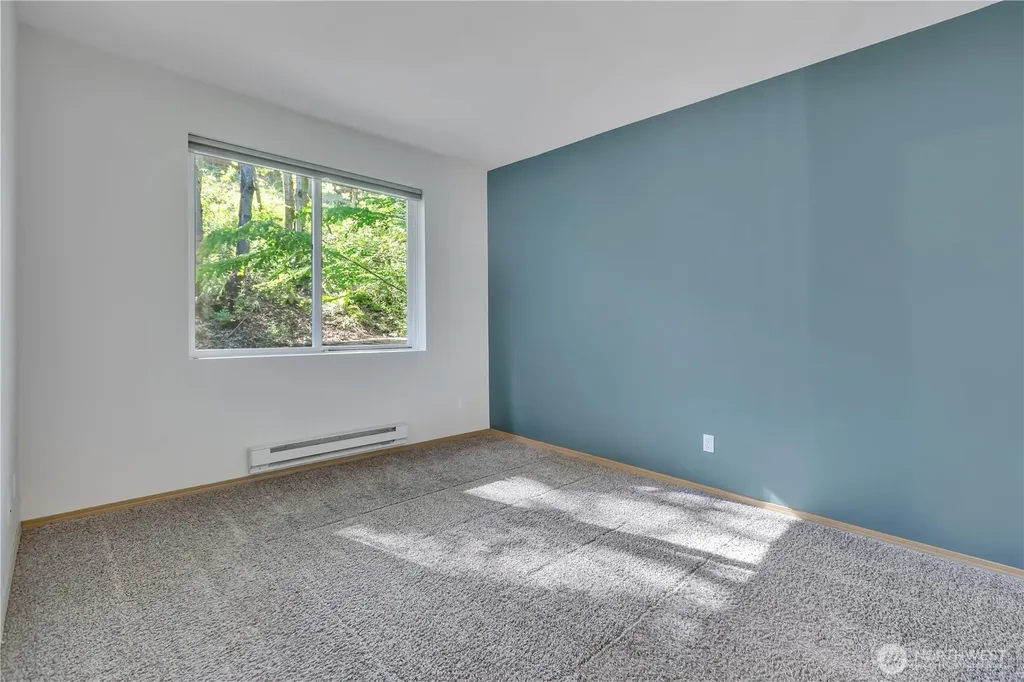 21917 42nd Avenue S Kent WA 98032