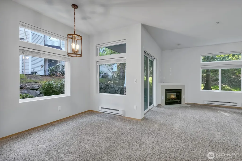 21917 42nd Avenue S Kent WA 98032