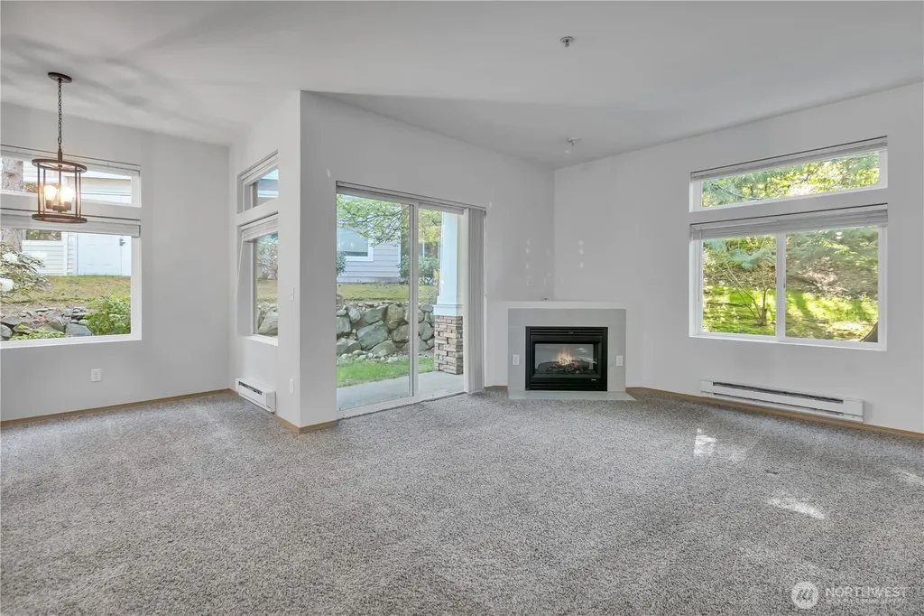 21917 42nd Avenue S Kent WA 98032
