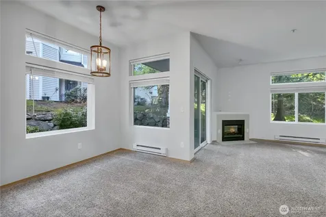 21917 42nd Avenue S Kent WA 98032