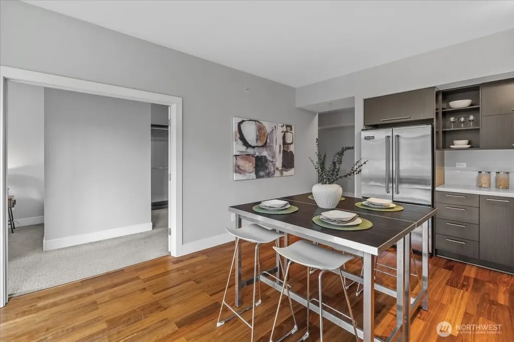2911 2nd Avenue Seattle WA 98121