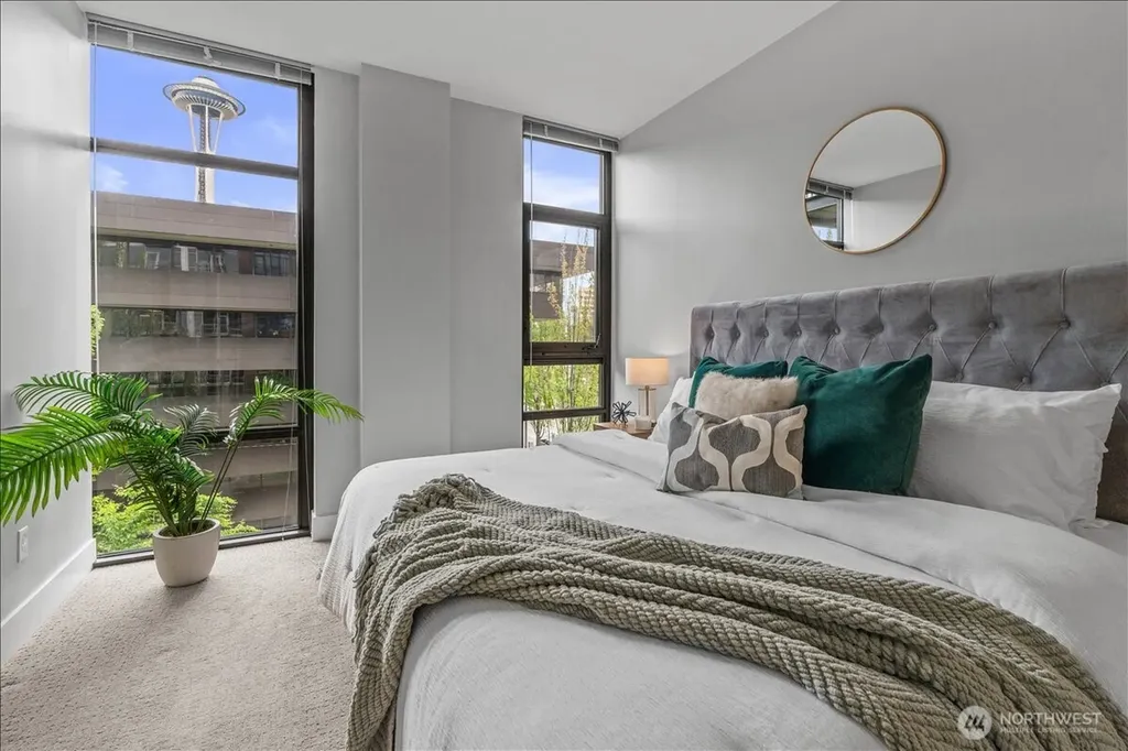 2911 2nd Avenue Seattle WA 98121