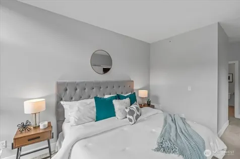 2911 2nd Avenue Seattle WA 98121