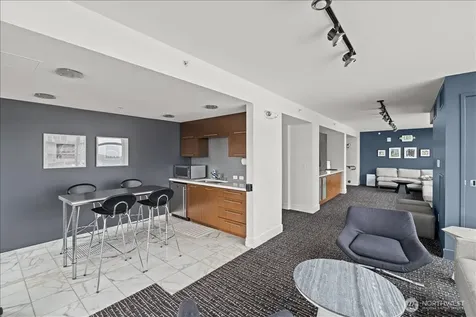 2911 2nd Avenue Seattle WA 98121