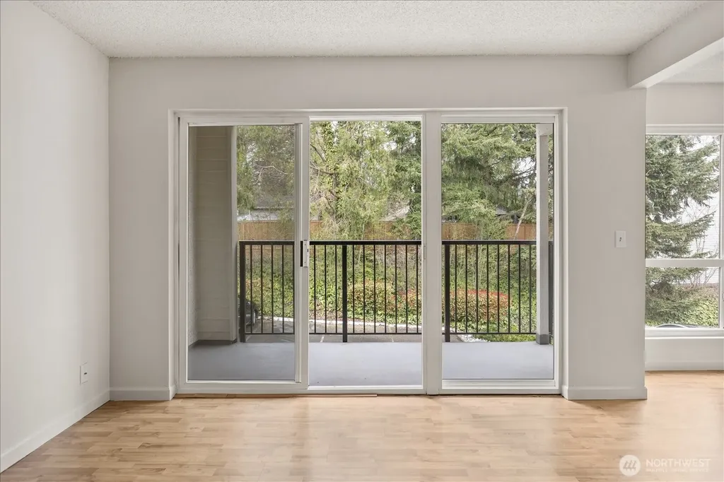 12631 NE 9th Place Bellevue WA 98005