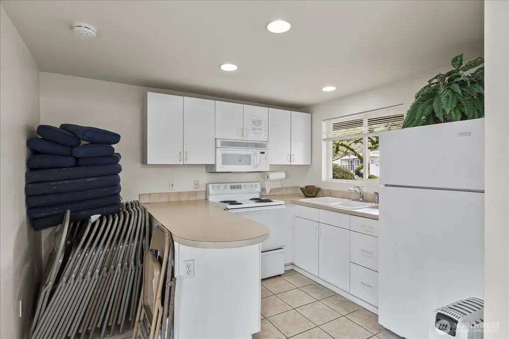 12631 NE 9th Place Bellevue WA 98005