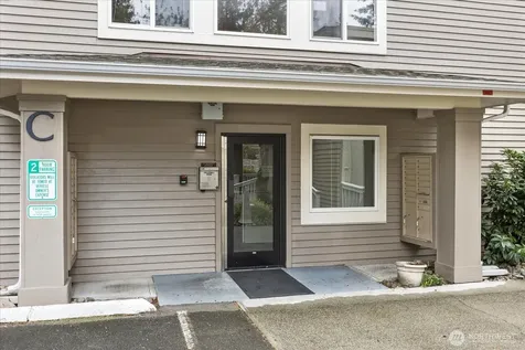12631 NE 9th Place Bellevue WA 98005