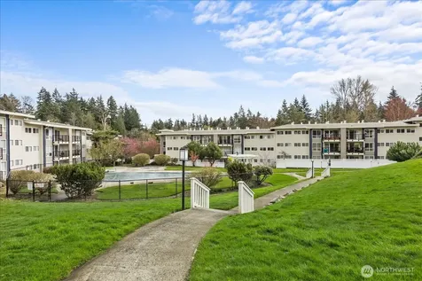 12631 NE 9th Place Bellevue WA 98005