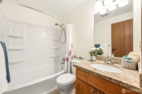 6107 204th Street SW Lynnwood WA 98036